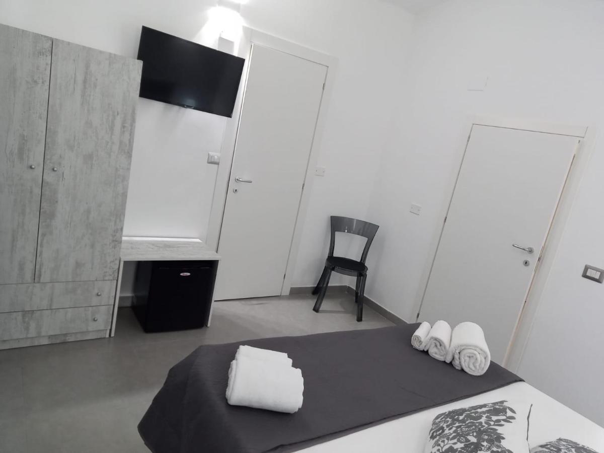 Apartamento Lilly House CTA Exterior foto